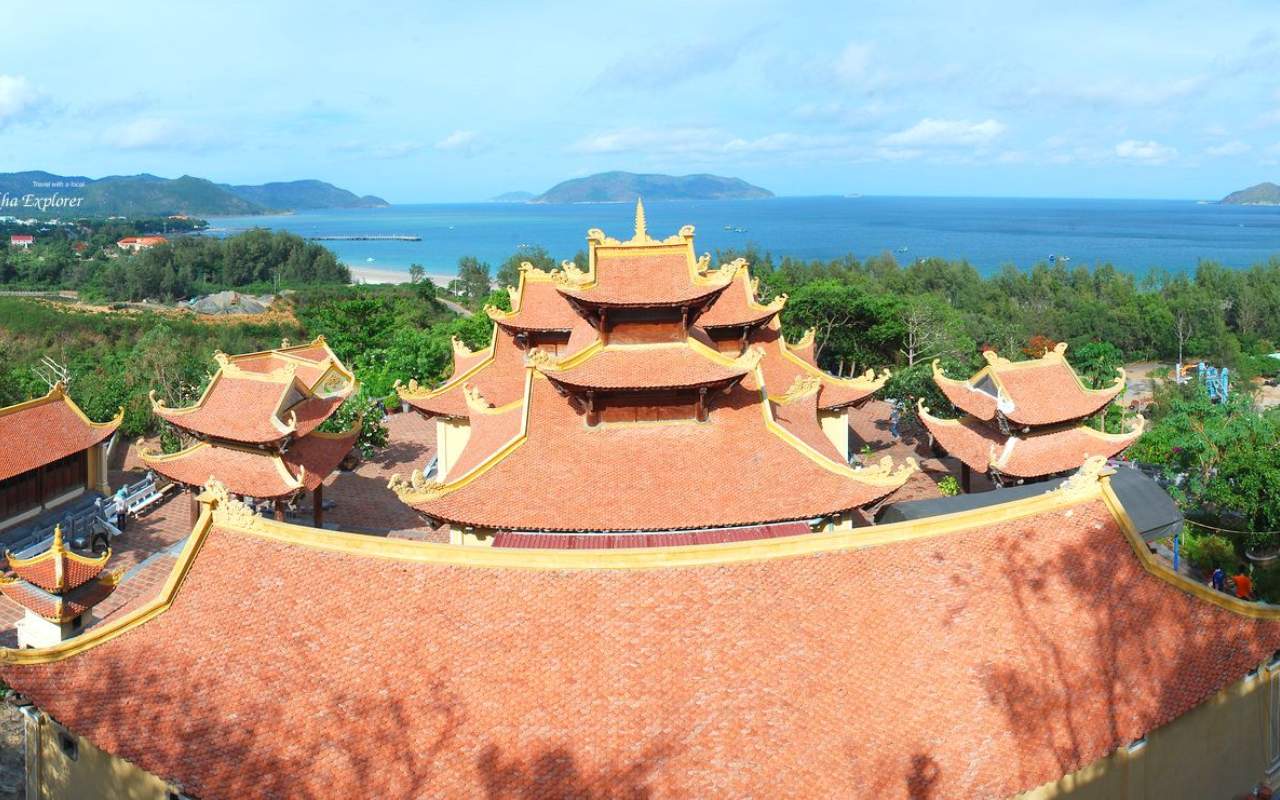 Vân Sơn Tự Côn Đảo - Khám phá địa danh chùa Núi Một (2023)